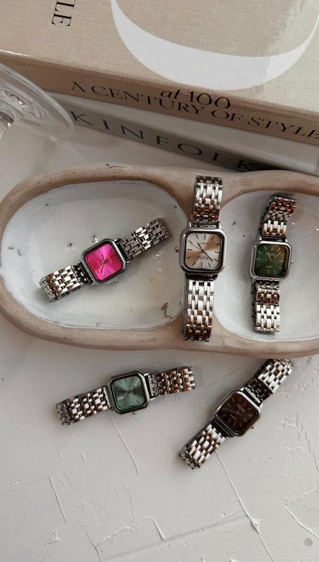 ساعت مچی عقربه ای رویال کوارتز