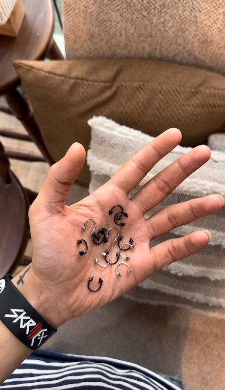 پرسینگ هدفونی اسپایکی